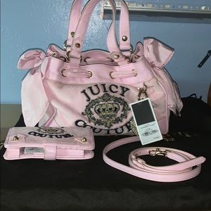 new juicy contour hand bag with matching wallet